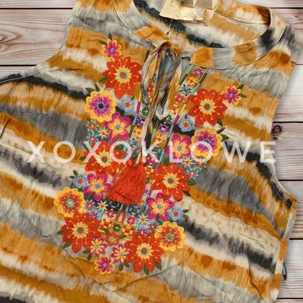 Savanna Jane Yellow & Cream Dip Dyed Embroidered Split Neck Top - Picture 5 of 12